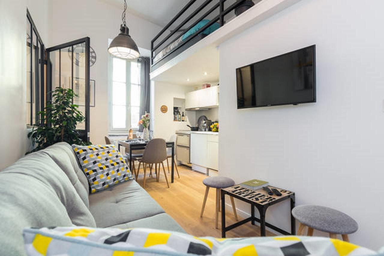 ANGLE DROIT- LOFT CHARMANT ET ATYPIQUE, CLIMATISATION, Vieux-Nice Extérieur photo